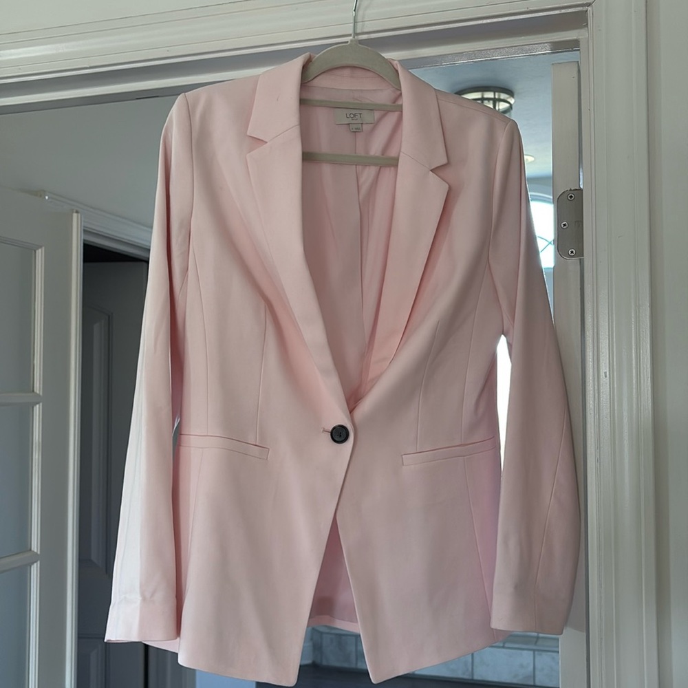 Ann Taylor Blazer; Never worn w/o tags; pink